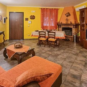 Holiday Three-Bedroom Home
